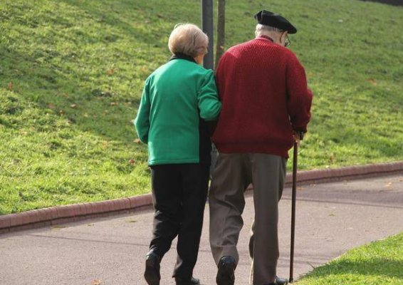 “阳”后腹泻怎么办？消化内科专家来支招