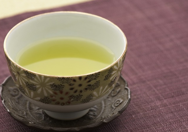 睡前喝什么茶可以助眠？