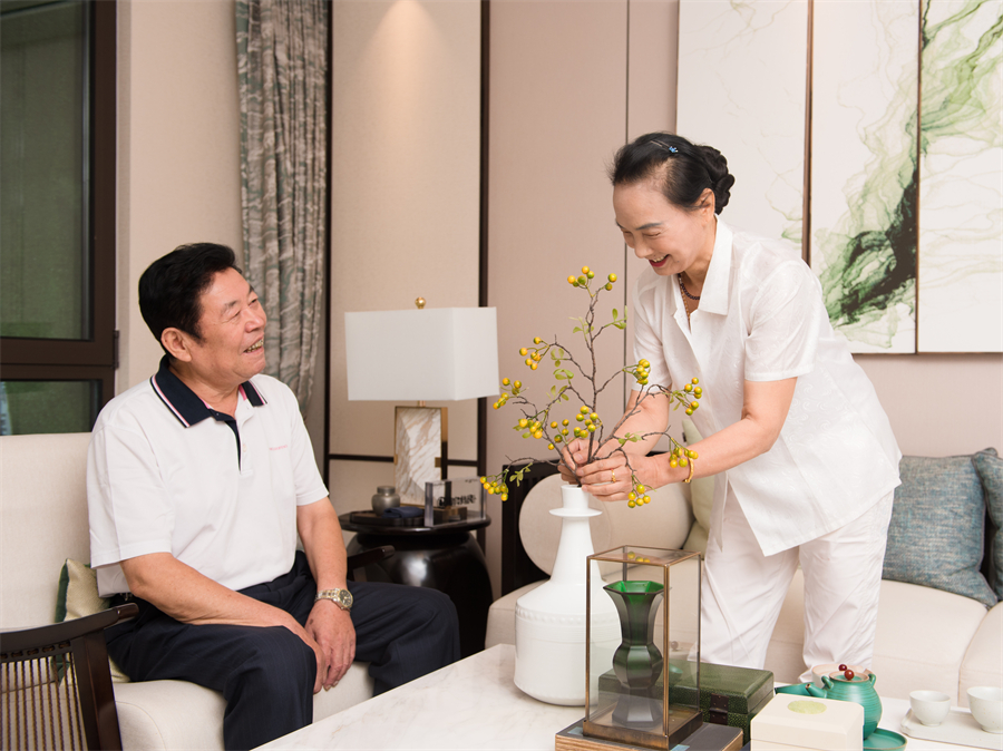 各地加快建设“15分钟养老服务圈”，让养老服务触手可及