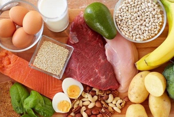 给更年期女性的“饮食宝典”