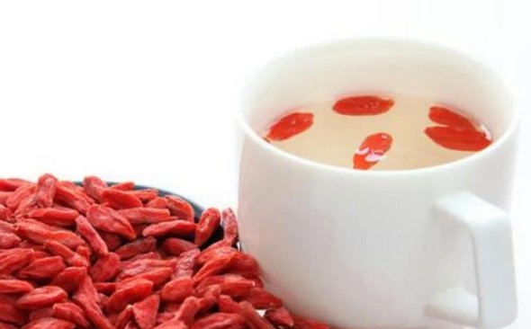 常喝枸杞泡水，一定要搞清楚这6个问题！看完心里就有数了