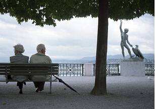 中西方养老观念的差异