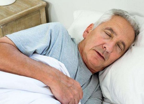 养老-午睡好处多，但并非时间越长越好