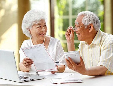 养老，春季科学养生，四类食物多吃，三类食物少吃！